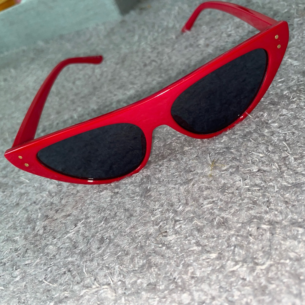 Forever21 red cateye sunglasses